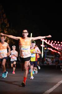 BIB: 22822, 20365, 40261
                            <button type="button" onclick="openModal(22984007)" class="btn btn-primary btn-sm float-right btn-popup" data-toggle="modal" data-target=".modal-high-quality">
                        <i class="fas fa-shopping-cart"></i> Add to Cart
                    </button>
                                            <button type="button" onclick="isThisMe(22984007, true)" class="btn btn-success btn-sm float-right btn-popup btn-isme hidden" data-toggle="tooltip" data-placement="bottom" title="นี่คือรูปของคุณใช่ไหม คลิกที่นี่เพื่อเอาเข้าอัลบั้ม">
                        <i class="fas fa-plus"></i> Add to album
                    </button>
                    <button type="button" onclick="isThisMe(22984007, false)" class="btn btn-warning btn-sm float-right btn-popup btn-isnotme hidden">
                        <i class="fas fa-ban"></i> Remove from album
                    </button>